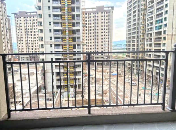 云南瀘西錦輝翡翠住宅項目<a href=http://www.endaguoji.com target=_blank class=infotextkey>鋅鋼欄桿</a>工程
