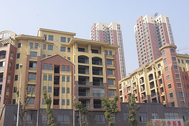 陽臺(tái)鋅鋼欄桿廠家聯(lián)系方式怎么找
