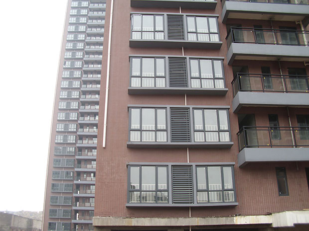 新建樓盤陽臺(tái)護(hù)欄為什么都是用鋅鋼材質(zhì)的