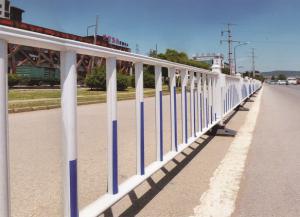 建設(shè)文明城市，從市政道路護(hù)欄的安裝開(kāi)始